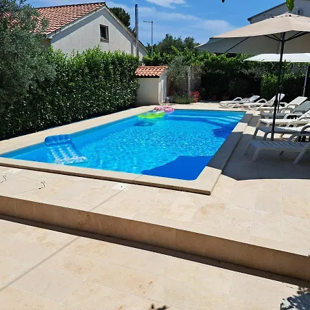 Apartman Big Pool In *