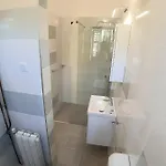 Big Pool Apartment Pula Apartman *